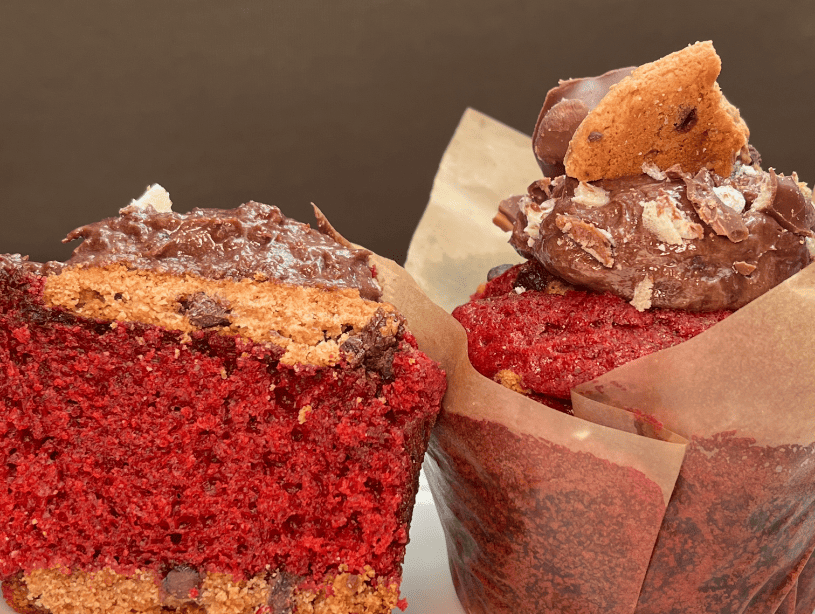 Red Velvet Chokis & Milch Cupcake